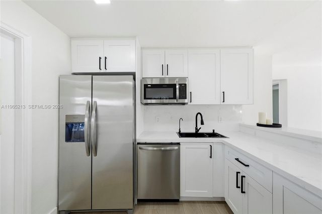 921 N 32nd Ave, Hollywood, FL 33021