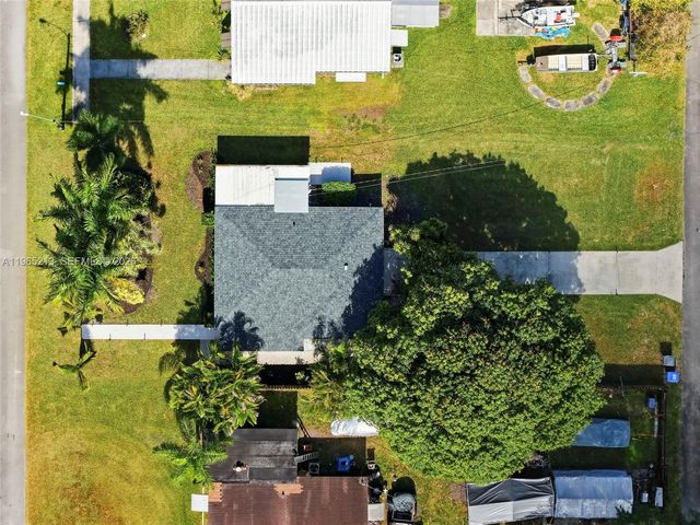 921 N 32nd Ave, Hollywood, FL 33021