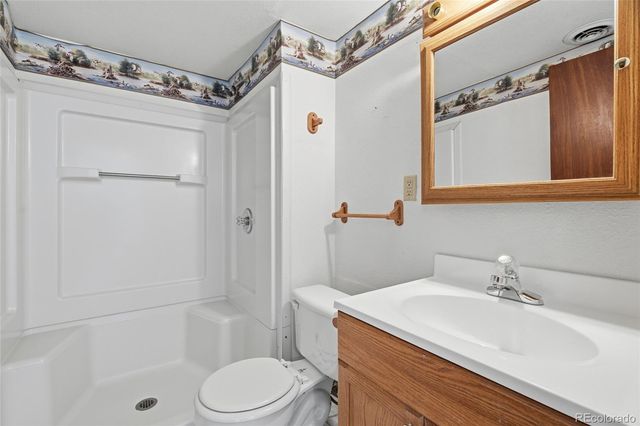 2201 Stuart Street, Longmont, CO 80501