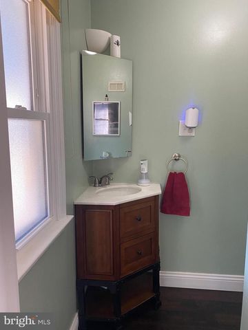 9 BIRCH CT, Blackwood, NJ 08012