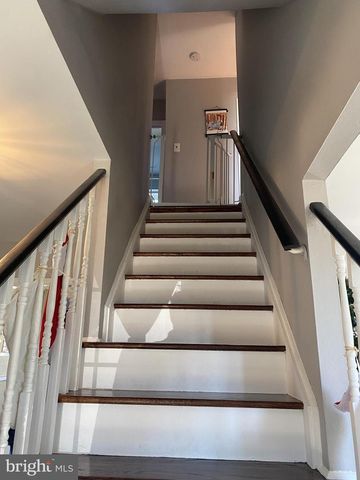 9 BIRCH CT, Blackwood, NJ 08012