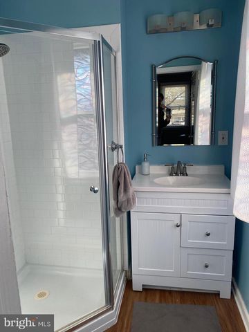 9 BIRCH CT, Blackwood, NJ 08012