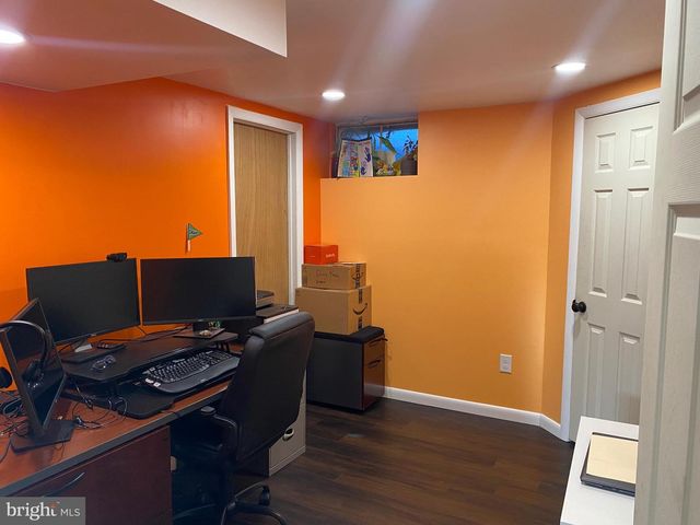 9 BIRCH CT, Blackwood, NJ 08012