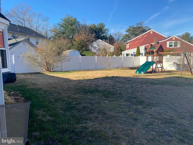 9 BIRCH CT, Blackwood, NJ 08012