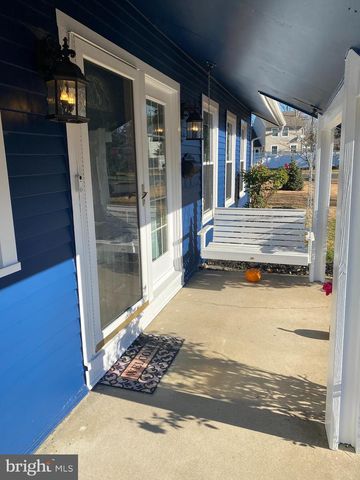 9 BIRCH CT, Blackwood, NJ 08012