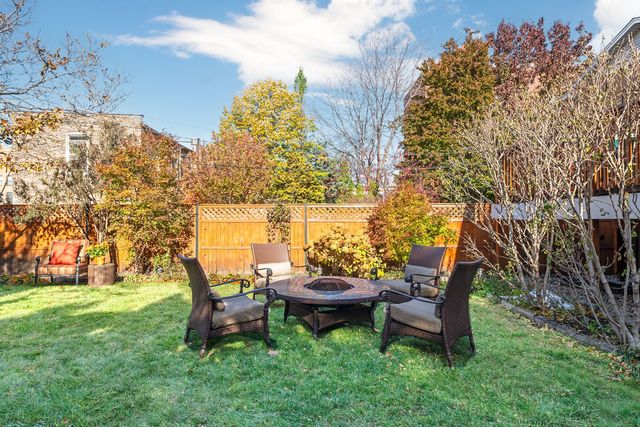 4740 N Hermitage Avenue, Chicago, IL 60640