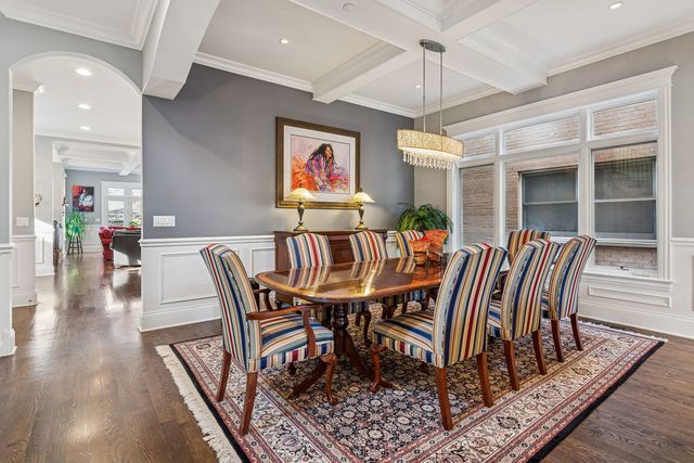 4740 N Hermitage Avenue, Chicago, IL 60640