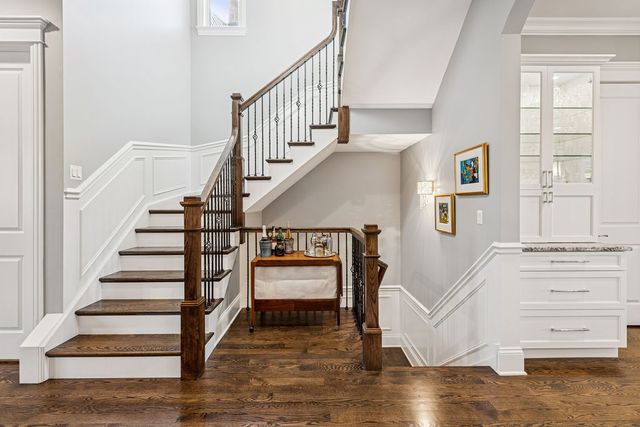 4740 N Hermitage Avenue, Chicago, IL 60640