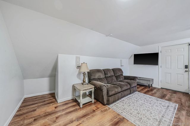 115 Wellington Street, Hempstead, NY 11550