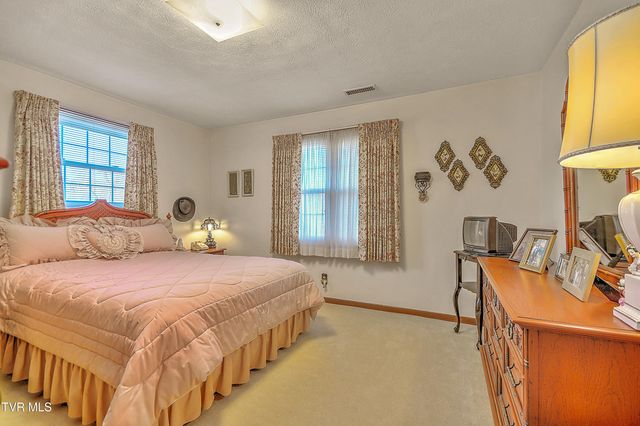 844 Fain Avenue, Kingsport, TN 37660