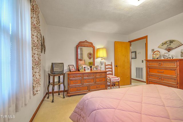 844 Fain Avenue, Kingsport, TN 37660