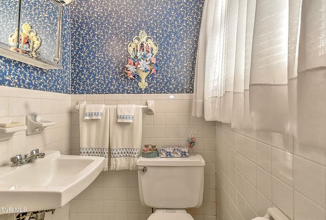 844 Fain Avenue, Kingsport, TN 37660