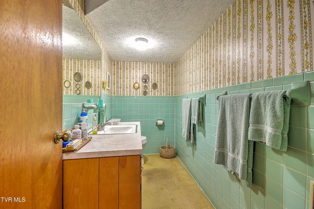 844 Fain Avenue, Kingsport, TN 37660