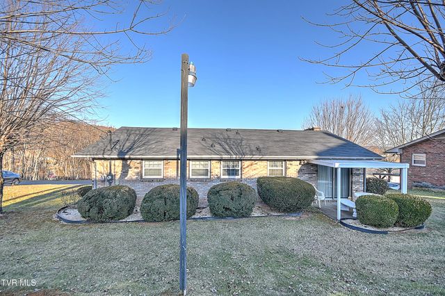 844 Fain Avenue, Kingsport, TN 37660