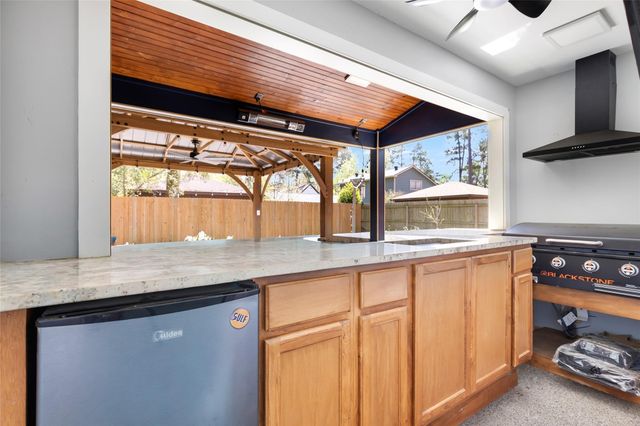 2202 Dristone Drive, Kingwood, TX 77339