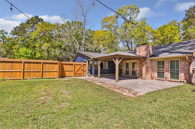 2202 Dristone Drive, Kingwood, TX 77339