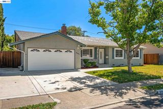 8591 Beverly Ln, Dublin, CA 94568