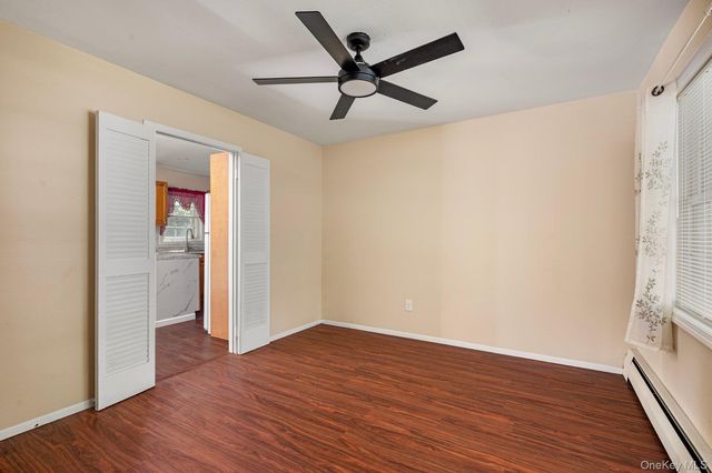 35 Spencer Lane, Stony Brook, NY 11790