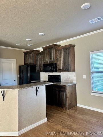 104 Tallgrass Street, Calera, OK 74730