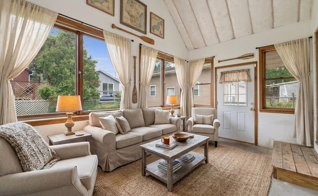 4130 Dutch Mill Lane, Delavan, WI 53115