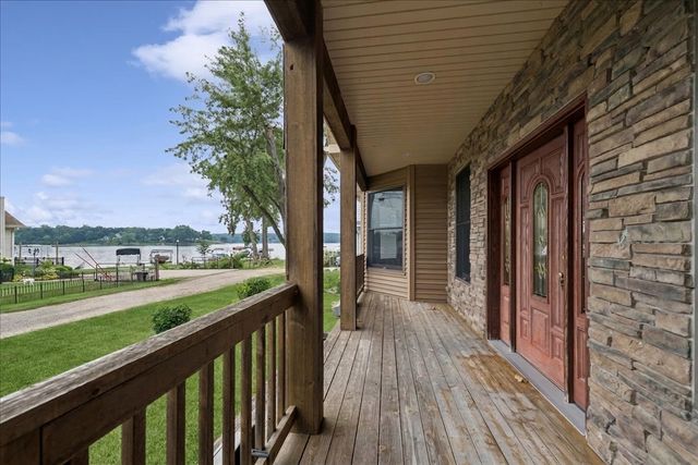 4130 Dutch Mill Lane, Delavan, WI 53115