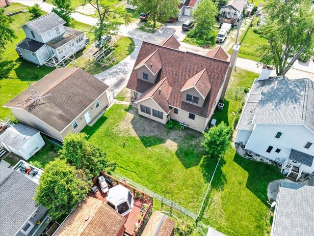 4130 Dutch Mill Lane, Delavan, WI 53115