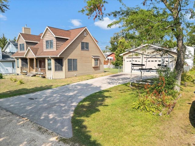 4130 Dutch Mill Lane, Delavan, WI 53115