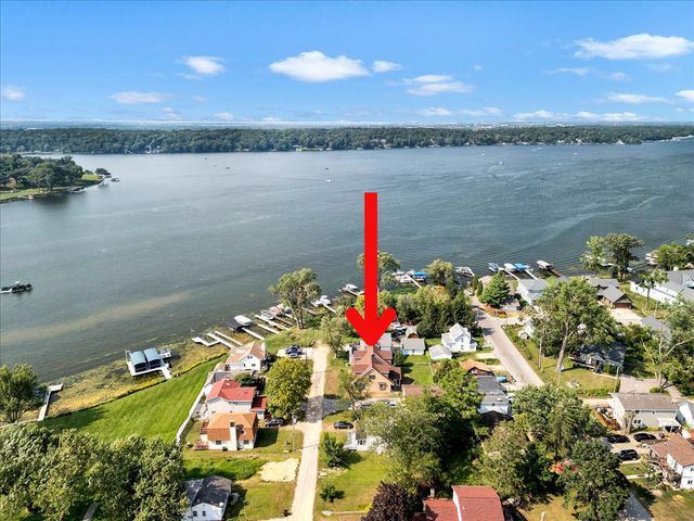 4130 Dutch Mill Lane, Delavan, WI 53115