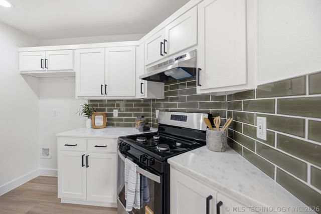 13659 S Nyssa Court, Glenpool, OK 74033