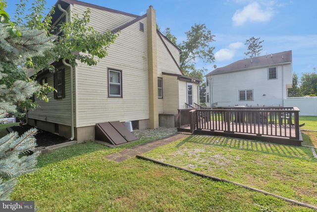 200 WILSON AVE, Hightstown, NJ 08520