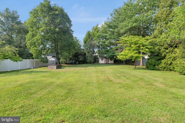 200 WILSON AVE, Hightstown, NJ 08520