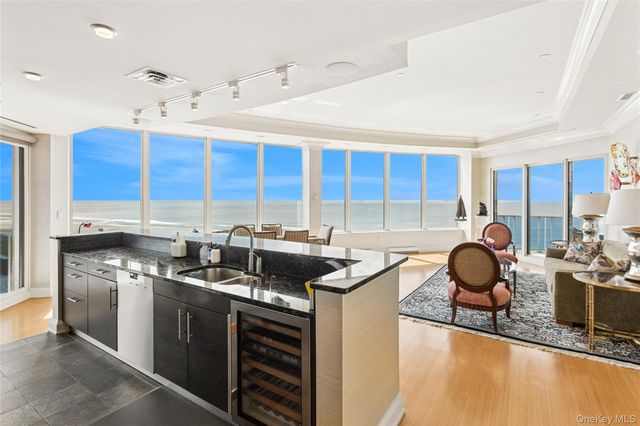 403 E Boardwalk 806, Long Beach, NY 11561