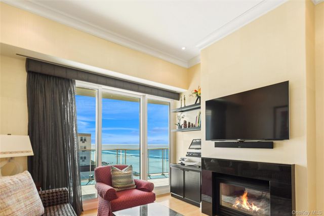 403 E Boardwalk 806, Long Beach, NY 11561