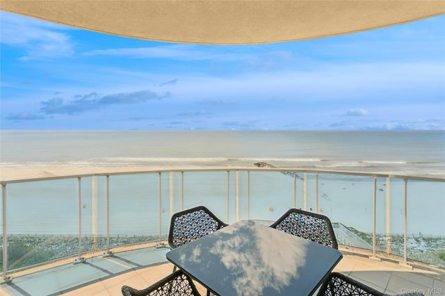 403 E Boardwalk 806, Long Beach, NY 11561
