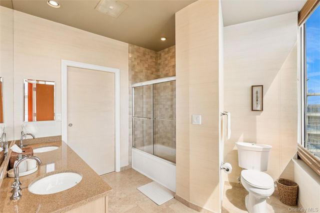 403 E Boardwalk 806, Long Beach, NY 11561