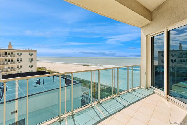403 E Boardwalk 806, Long Beach, NY 11561