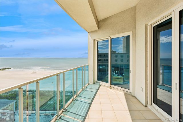 403 E Boardwalk 806, Long Beach, NY 11561
