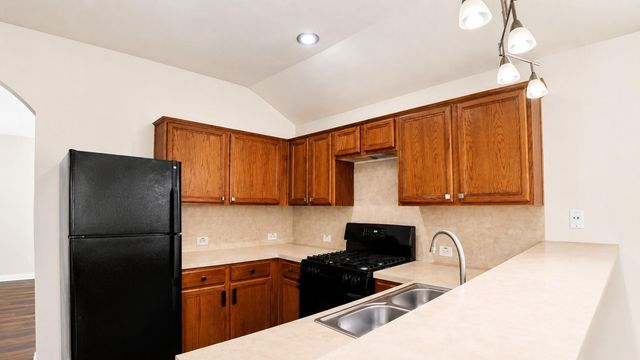 7543 Legacy Pines Drive, Cypress, TX 77433