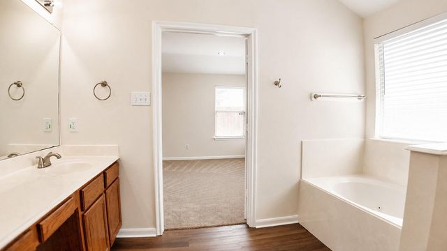 7543 Legacy Pines Drive, Cypress, TX 77433