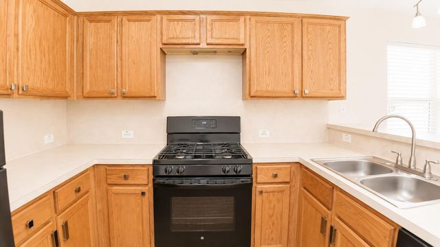 7543 Legacy Pines Drive, Cypress, TX 77433