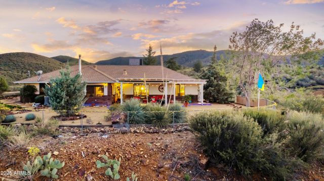 9295 E SHIRLEY Lane, Dewey, AZ 86327