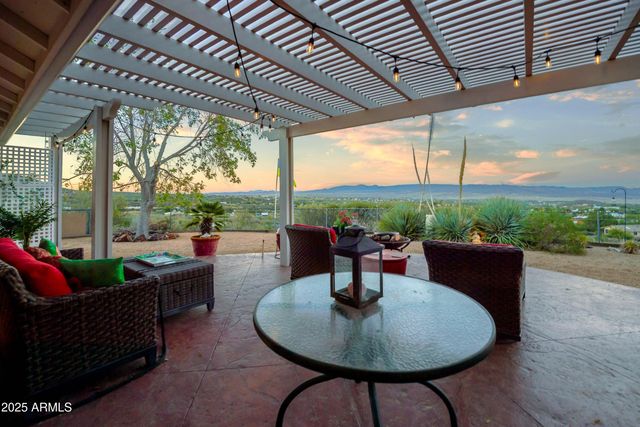 9295 E SHIRLEY Lane, Dewey, AZ 86327