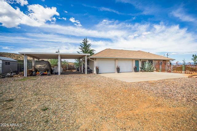 9295 E SHIRLEY Lane, Dewey, AZ 86327