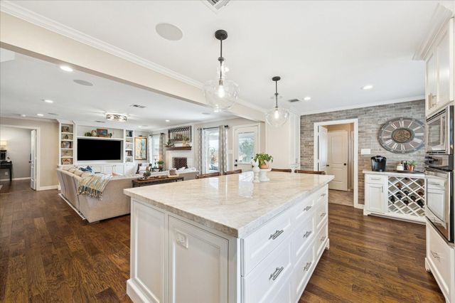 9715 Truscon Drive, Houston, TX 77080