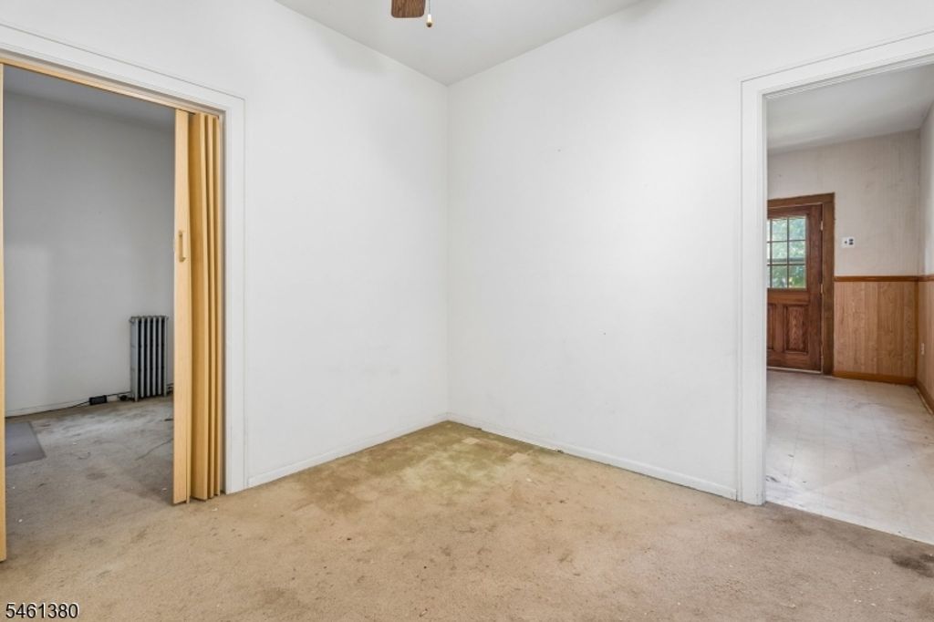 912 Roosevelt St, Elizabeth City, NJ 07202 — photo 3