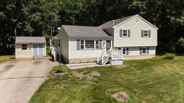 18 Severance Drive, Londonderry, NH 03053