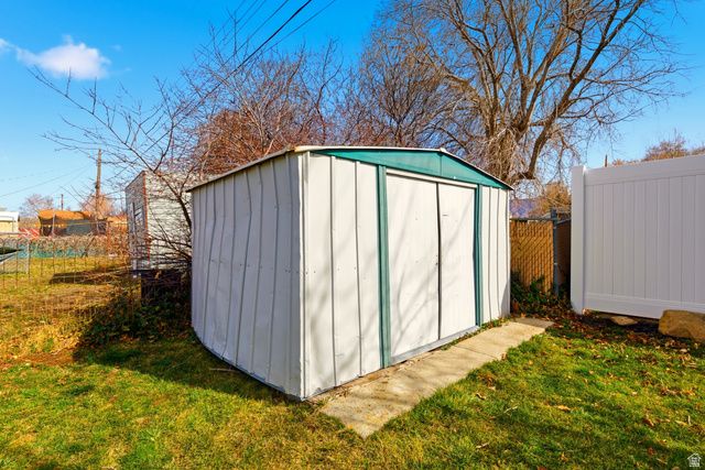 106 N 1ST ST, Tooele, UT 84074