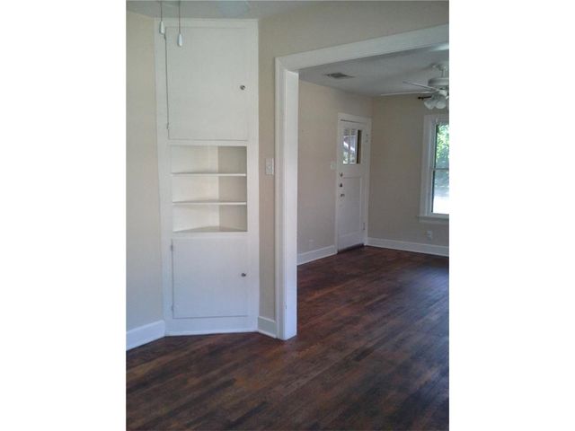 1000 E 44th ST, Austin, TX 78751