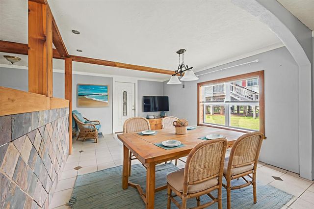 7228 Highland Bayou Drive, Hitchcock, TX 77563