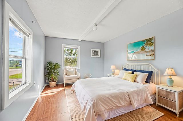 7228 Highland Bayou Drive, Hitchcock, TX 77563